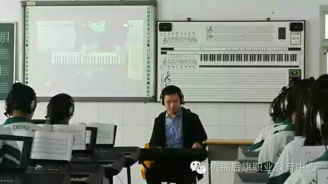 C:\Users\Administrator\Desktop\招生图片\幼师\微信图片_20191122095316.jpg