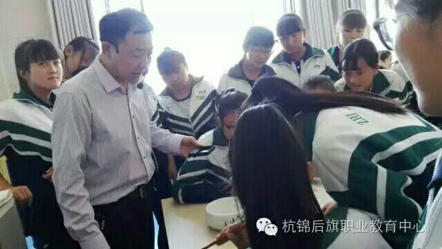 C:\Users\Administrator\Desktop\招生图片\幼师\微信图片_20191122095322.jpg