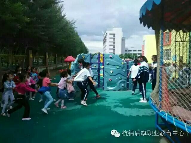 C:\Users\Administrator\Desktop\招生图片\幼师\微信图片_20191122095440.jpg