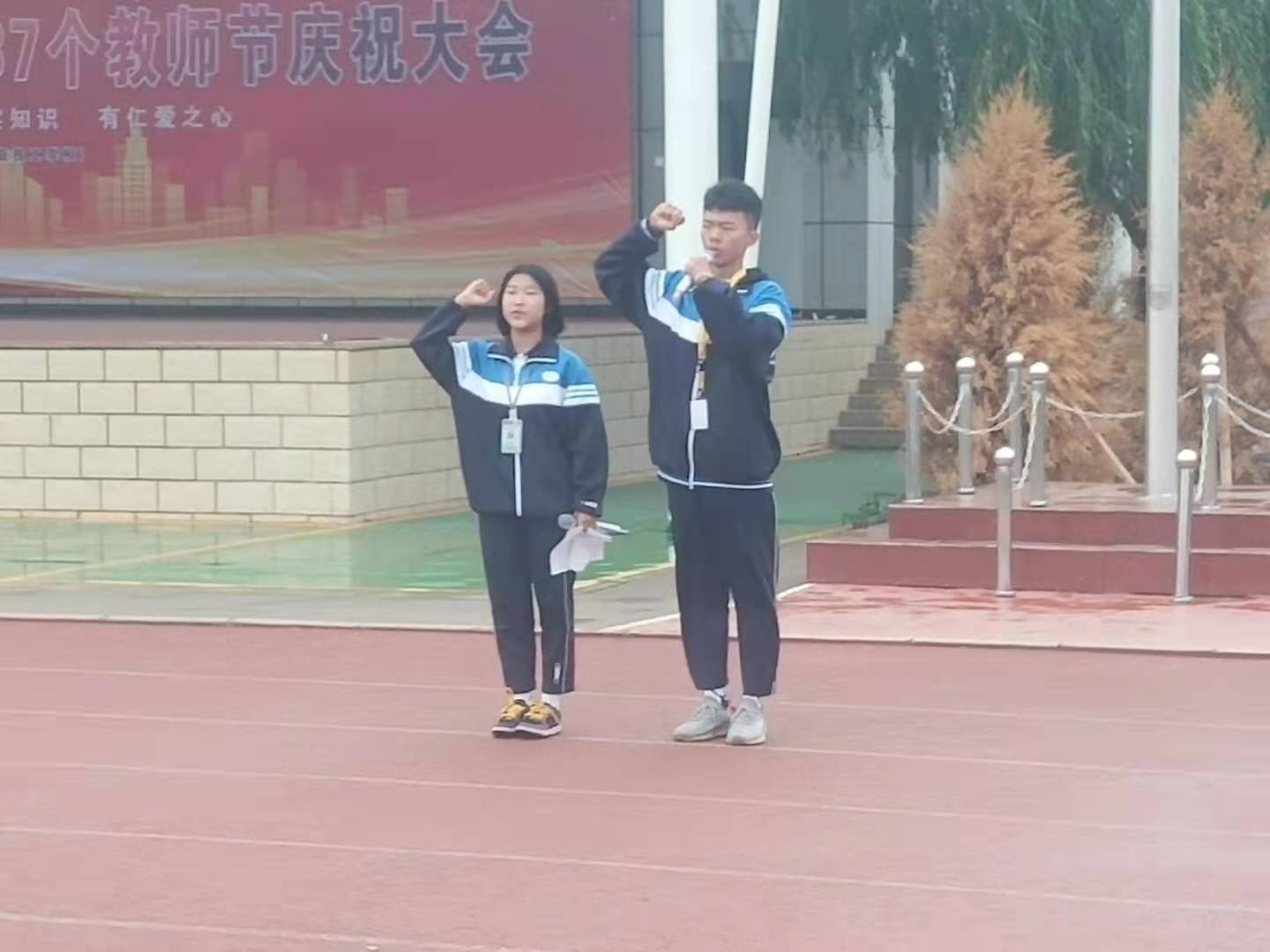 c41f85edd6a34fc0379dc99680a03ab.jpg