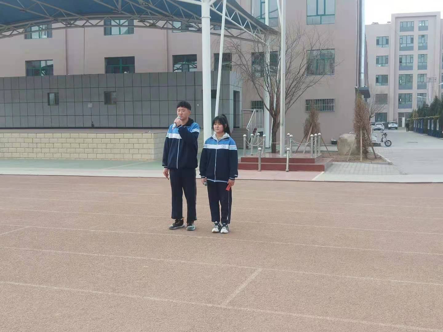 cbc32589d4047d745d68ed916bb3faa.jpg
