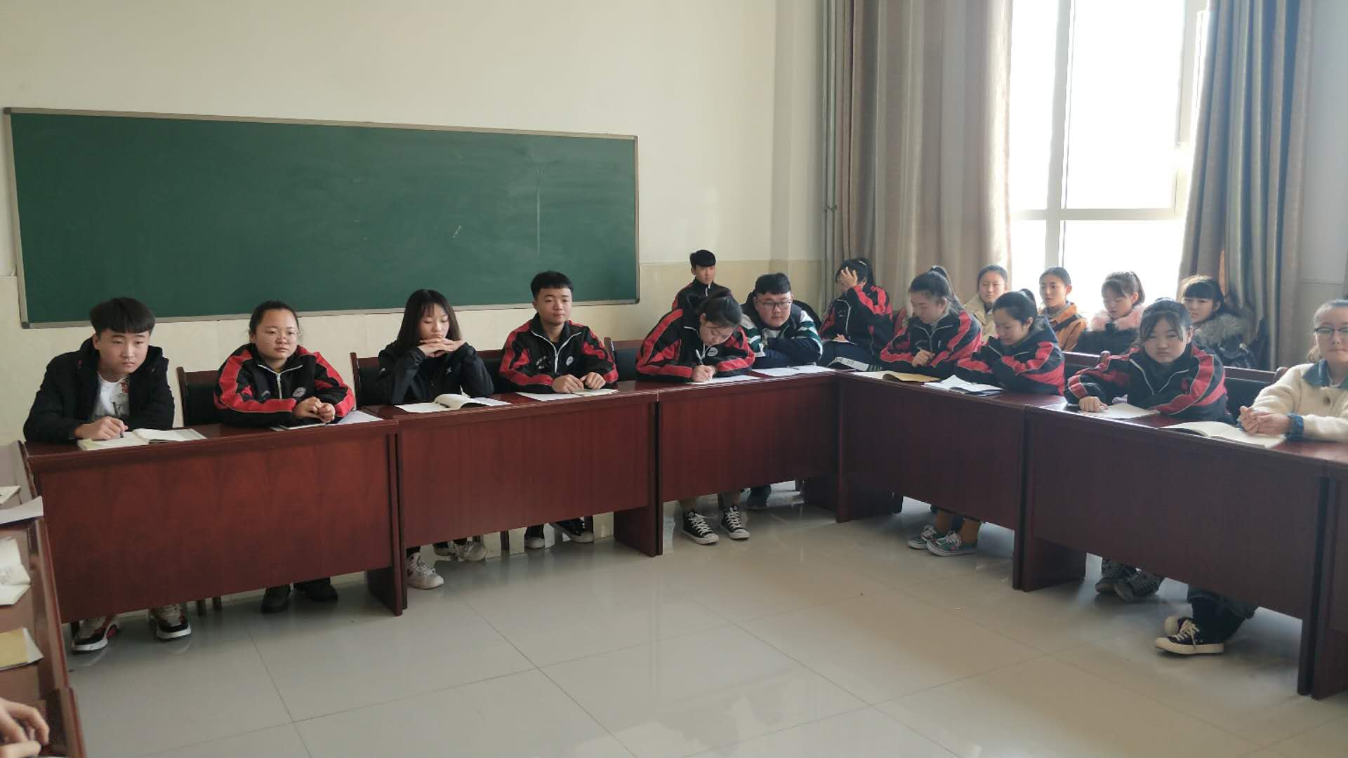 微信图片_2019022015543618.jpg