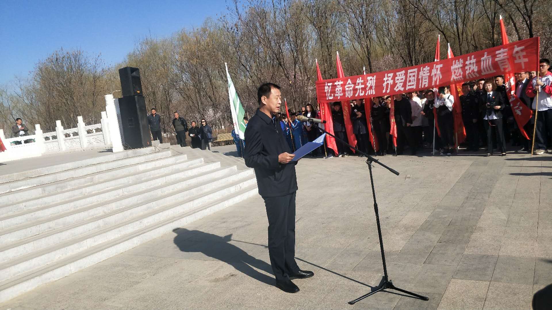 微信图片_2019040410205961.jpg