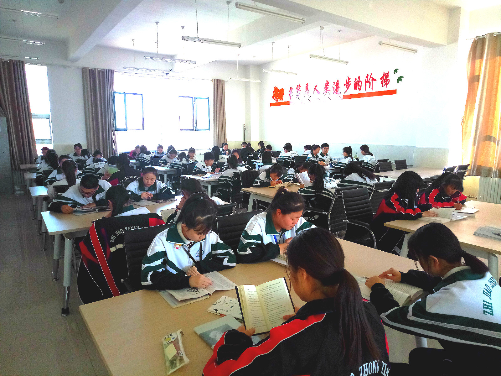 122358645_meitu_2.jpg