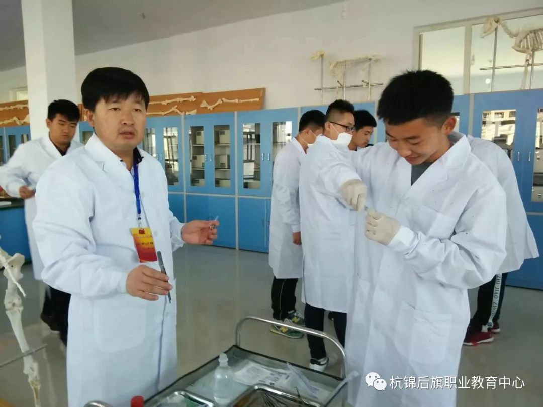 C:\Users\Administrator\Desktop\招生专业资料\微信图片_20191112150642.jpg