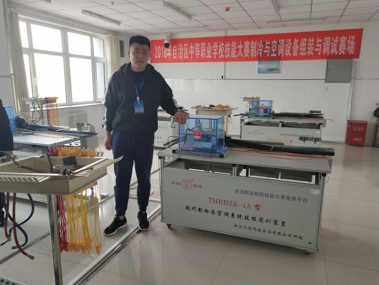C:\Users\Administrator\Desktop\招生图片\机电\微信图片_20191119151402.jpg