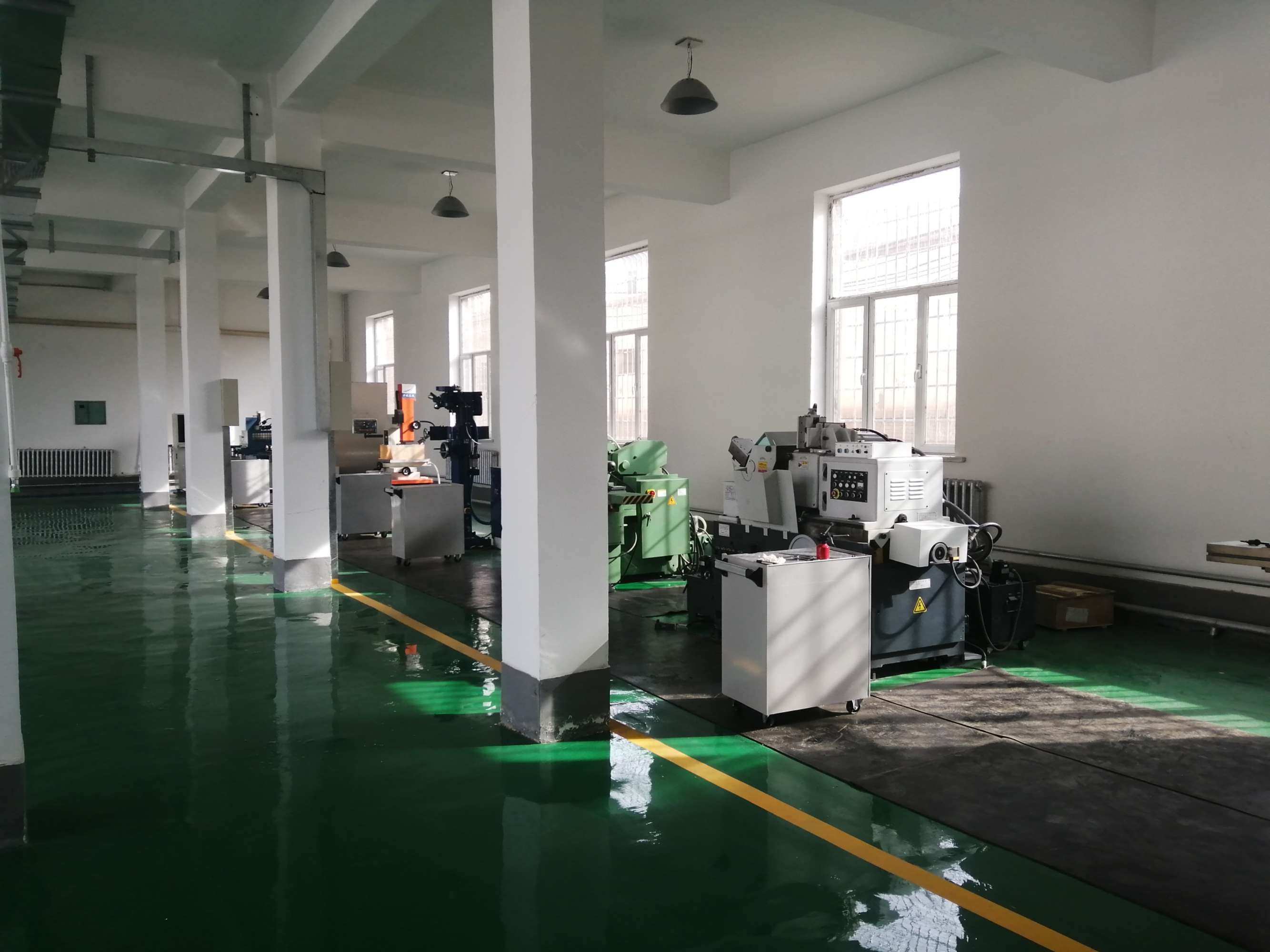 C:\Users\Administrator\Desktop\招生图片\数控\微信图片_20191120160454.jpg