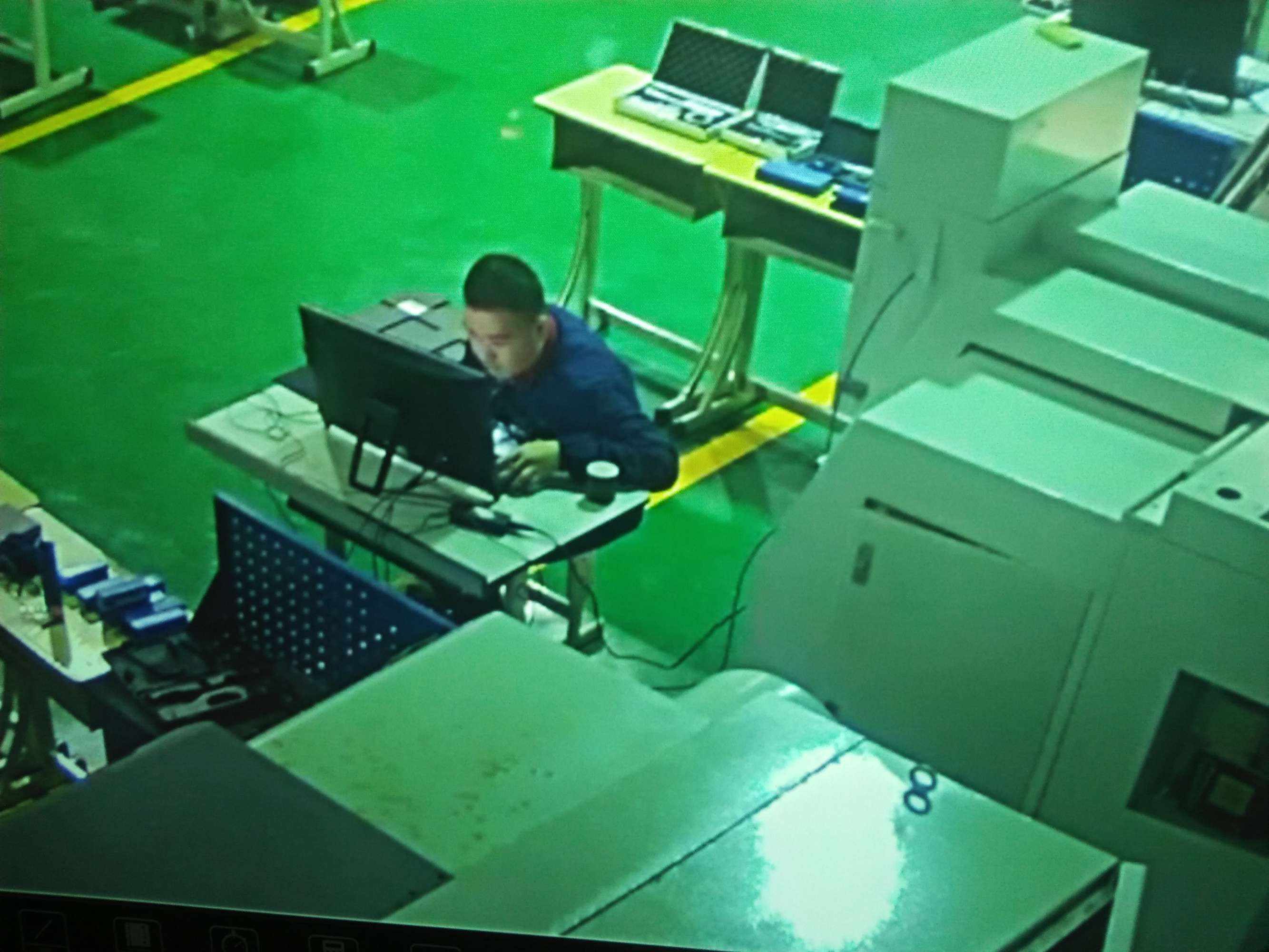 C:\Users\Administrator\Desktop\招生图片\数控\微信图片_20191120160627.jpg