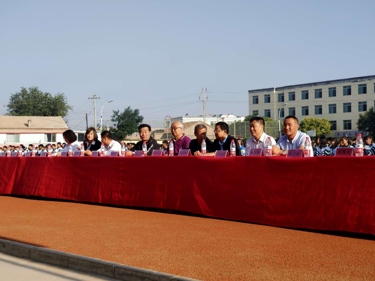 C:\Users\Administrator\Desktop\微信报道\2020.9.10教师节\微信图片_20200910105426.jpg