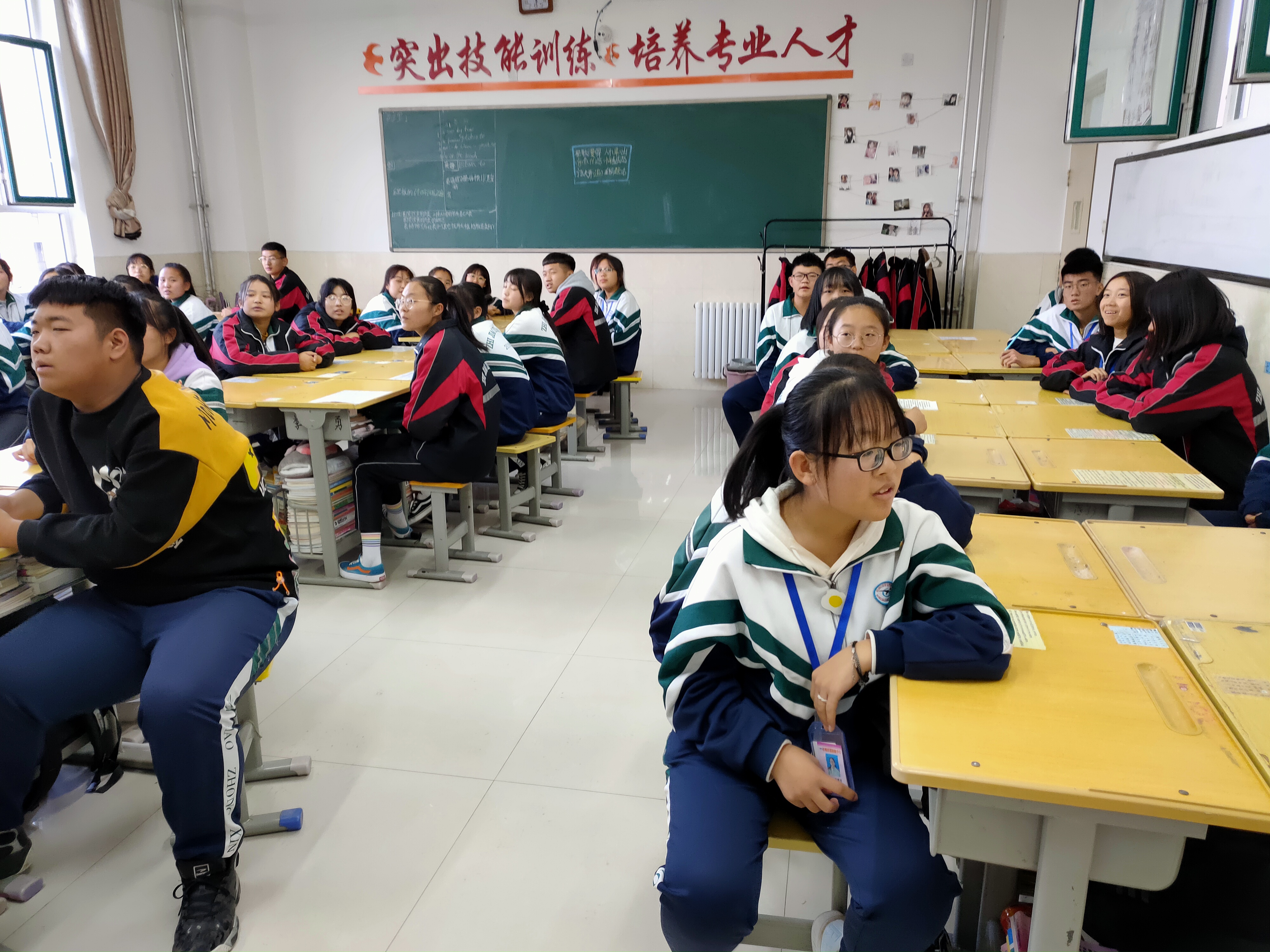 D:\2020----2021年度团委工作\主题团日活动\美丽校园文明你我\班会剪影\微信图片_20201020081109.jpg