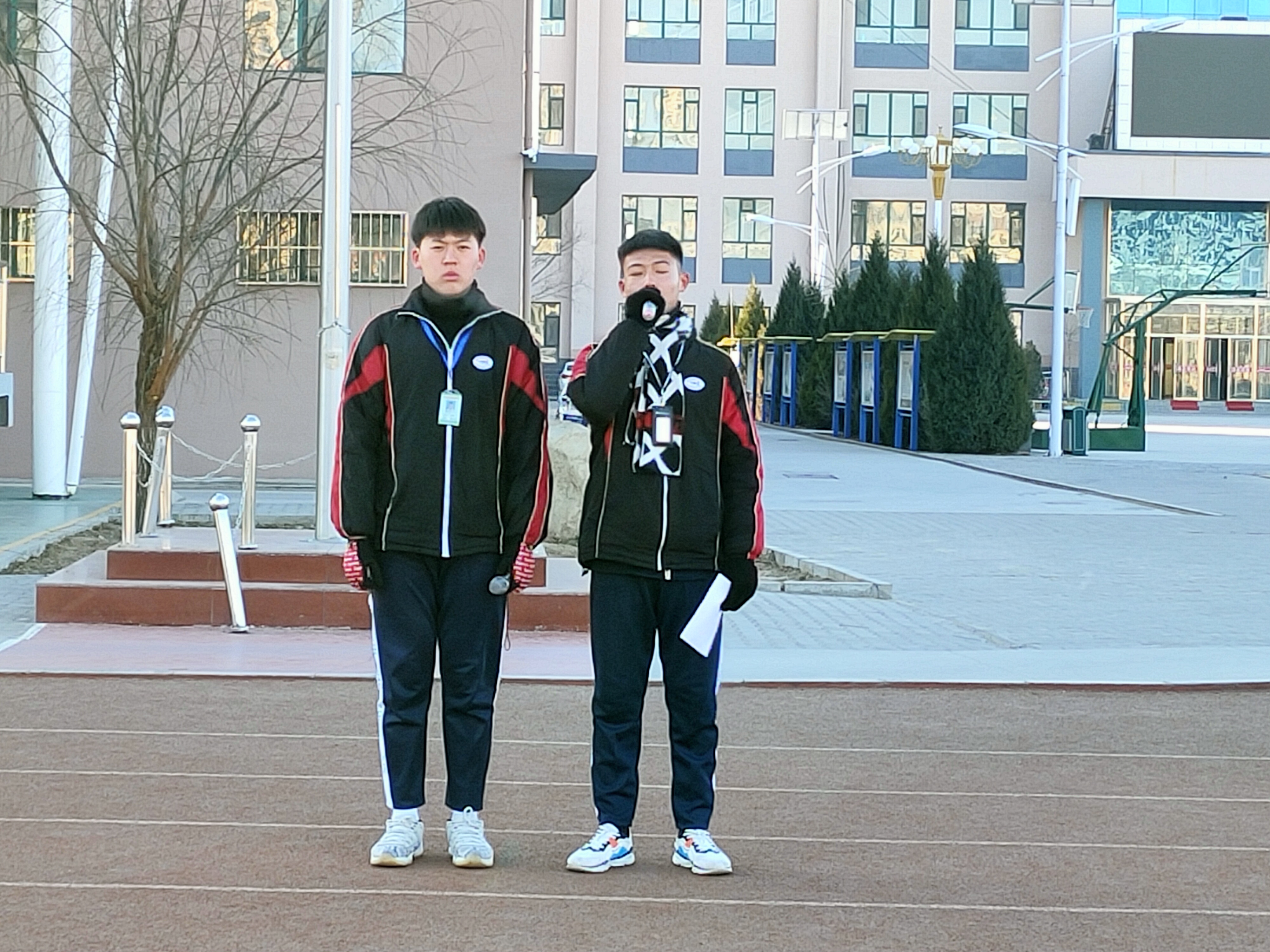 D:\2020----2021年度团委工作\升旗\升旗\升旗16\剪影\eeaadde7ee3717dc7c374d97d1f3253.jpg
