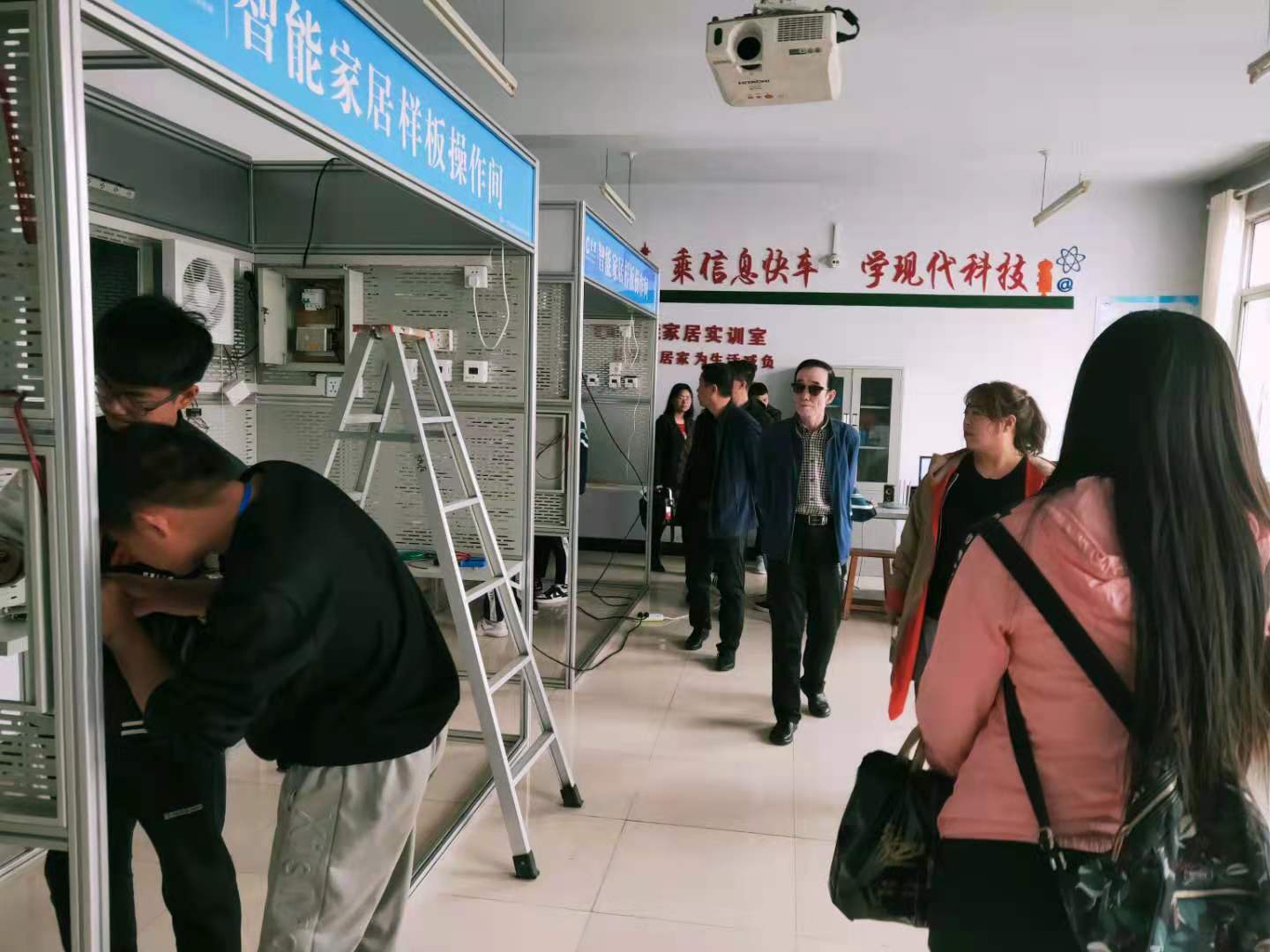 微信图片_20210511160228.jpg