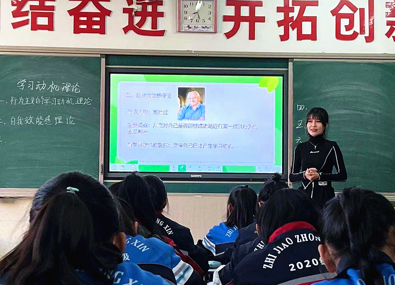 1838757569_副本.jpg
