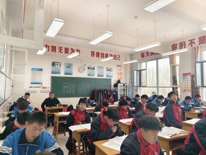 11月7、8号考试现场 (5).jpg