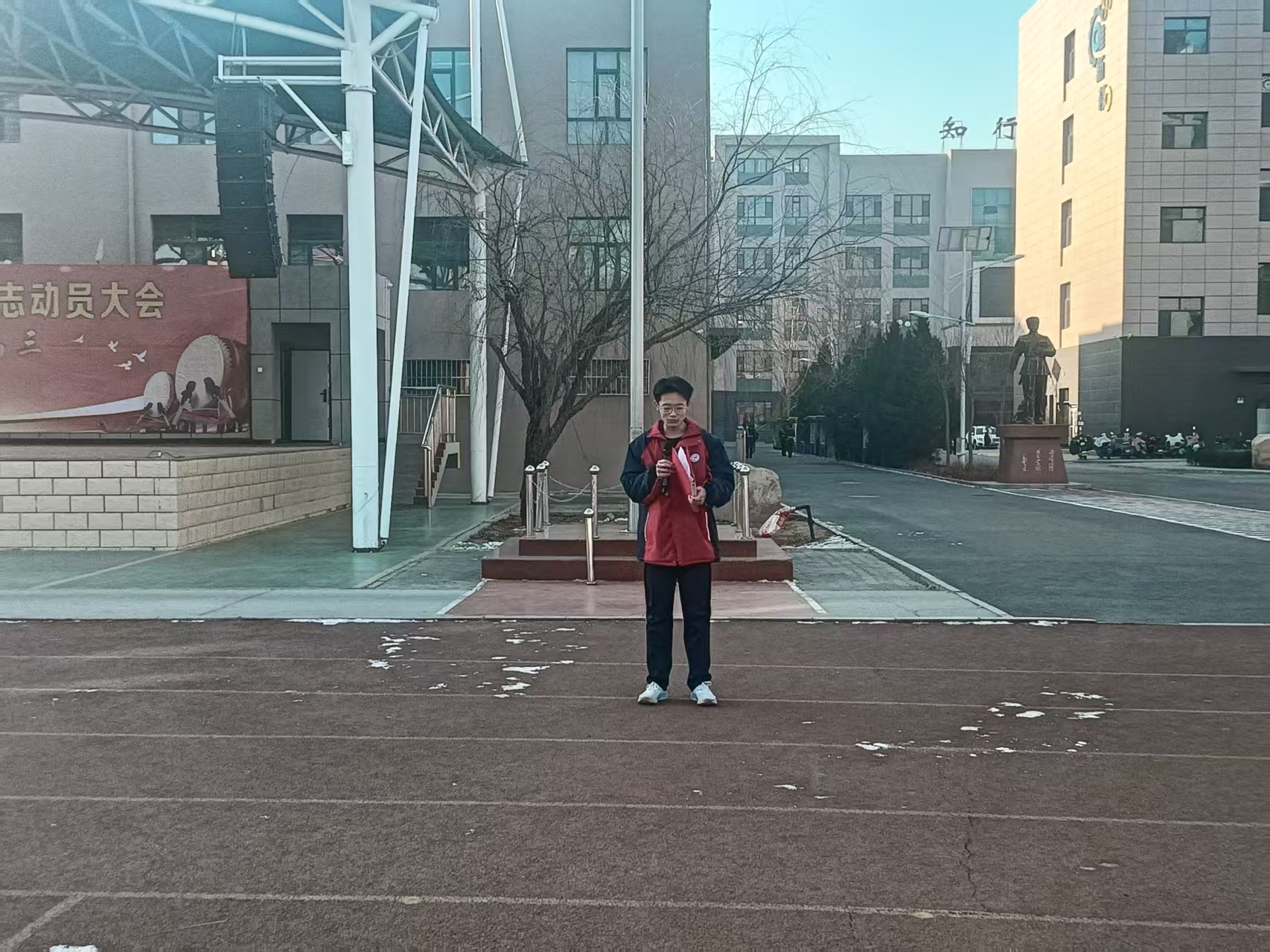 图片4.png 图片4.png