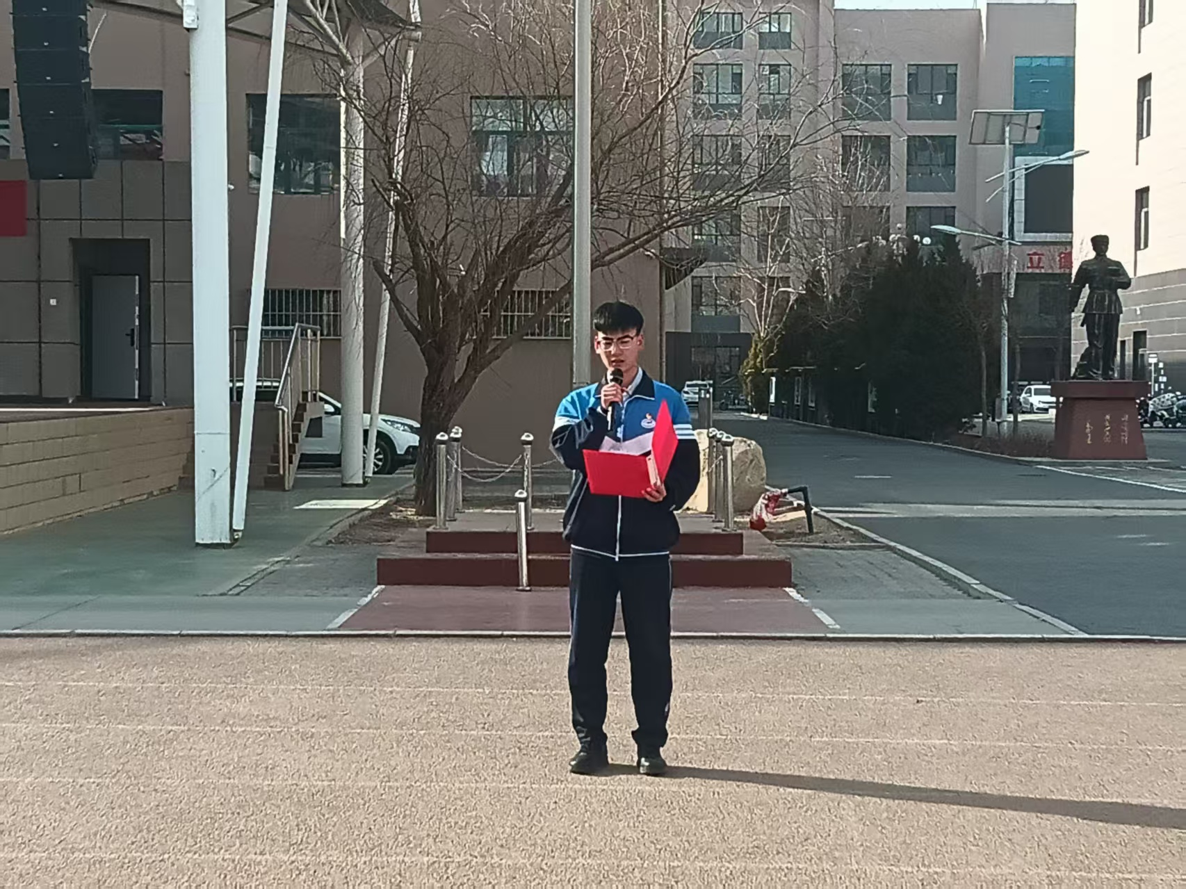 图片4.png 图片4.png