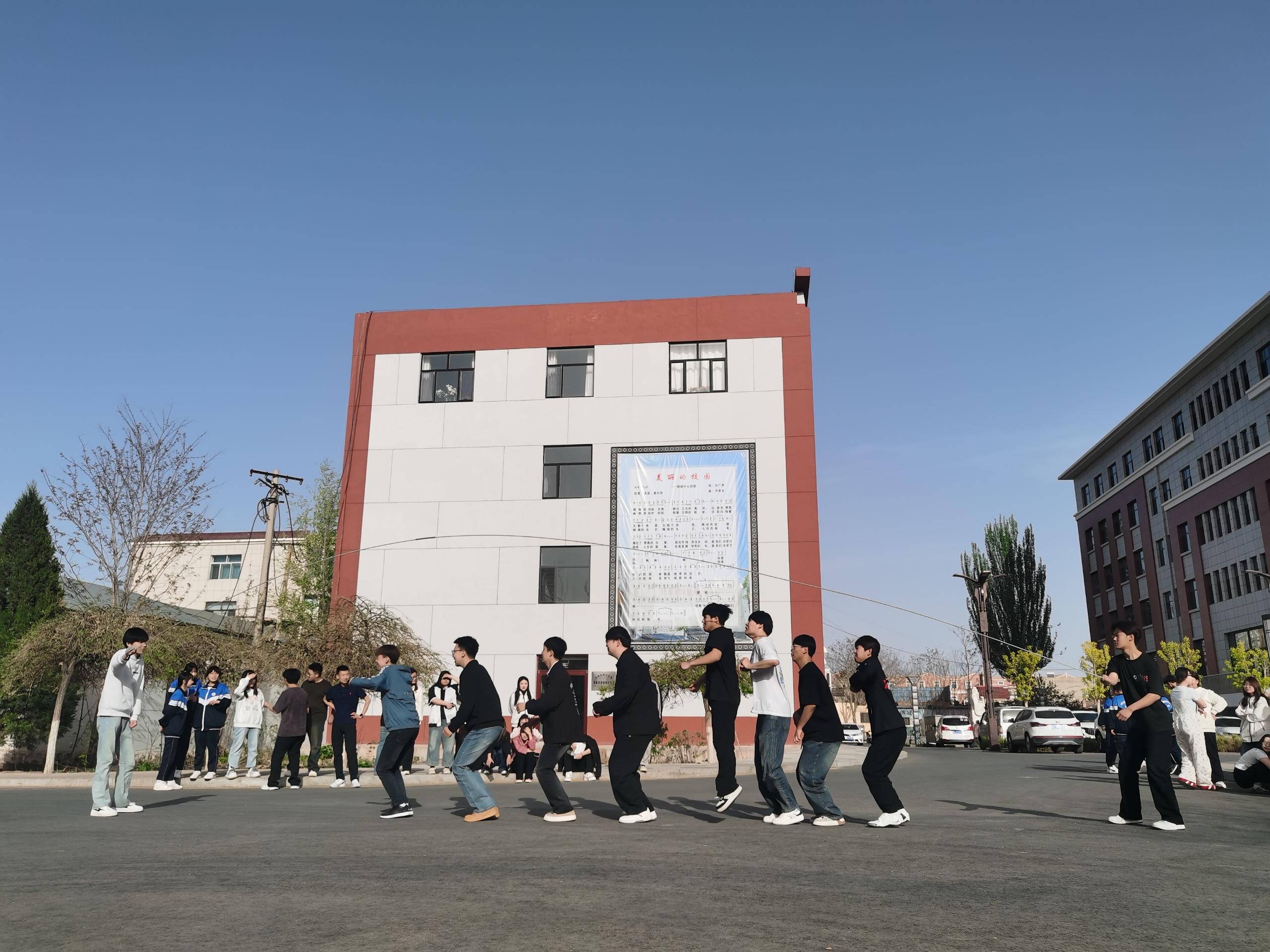 大学生跳绳比赛活动 (5).jpg