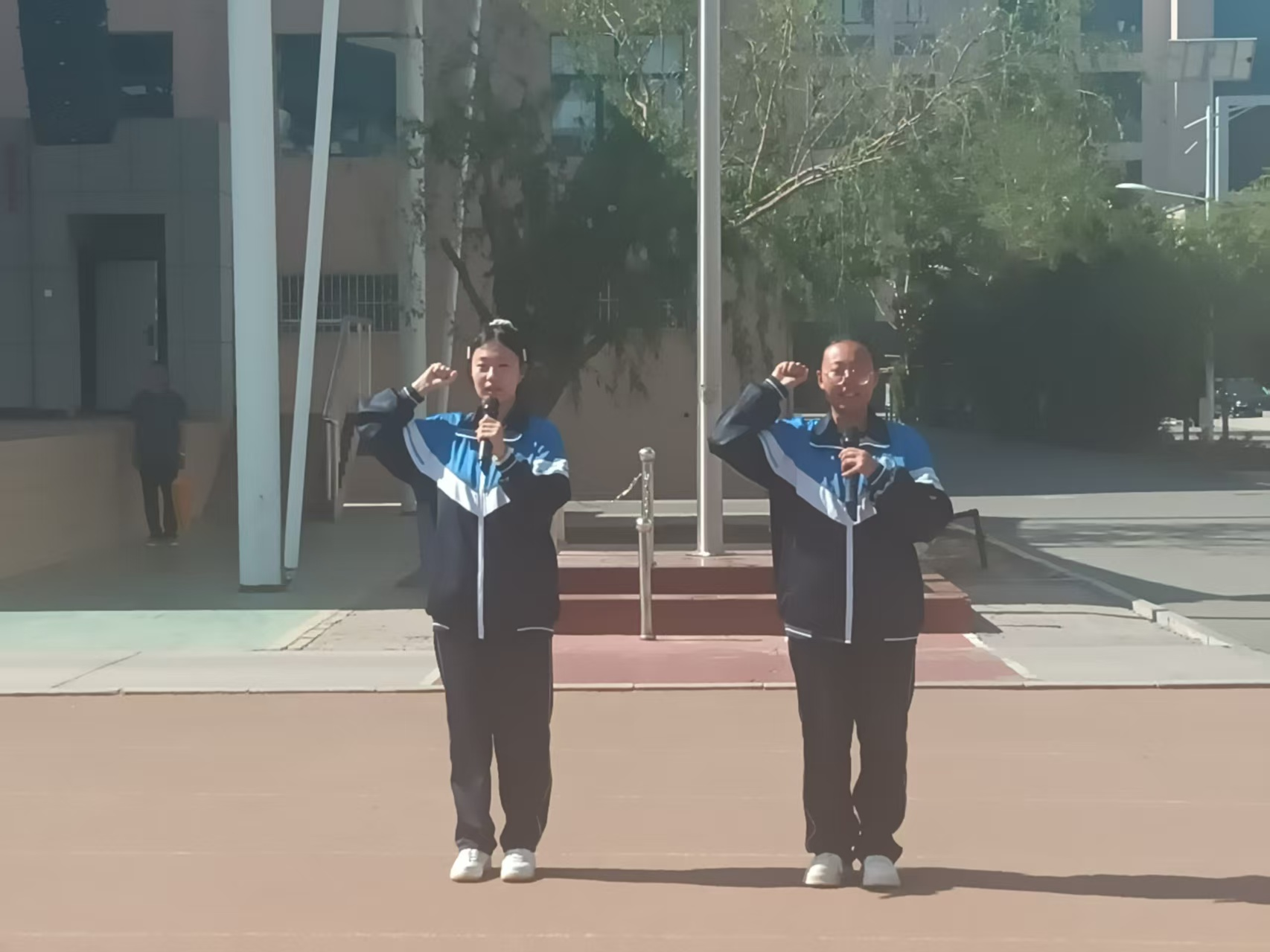 图片5.png 图片5.png