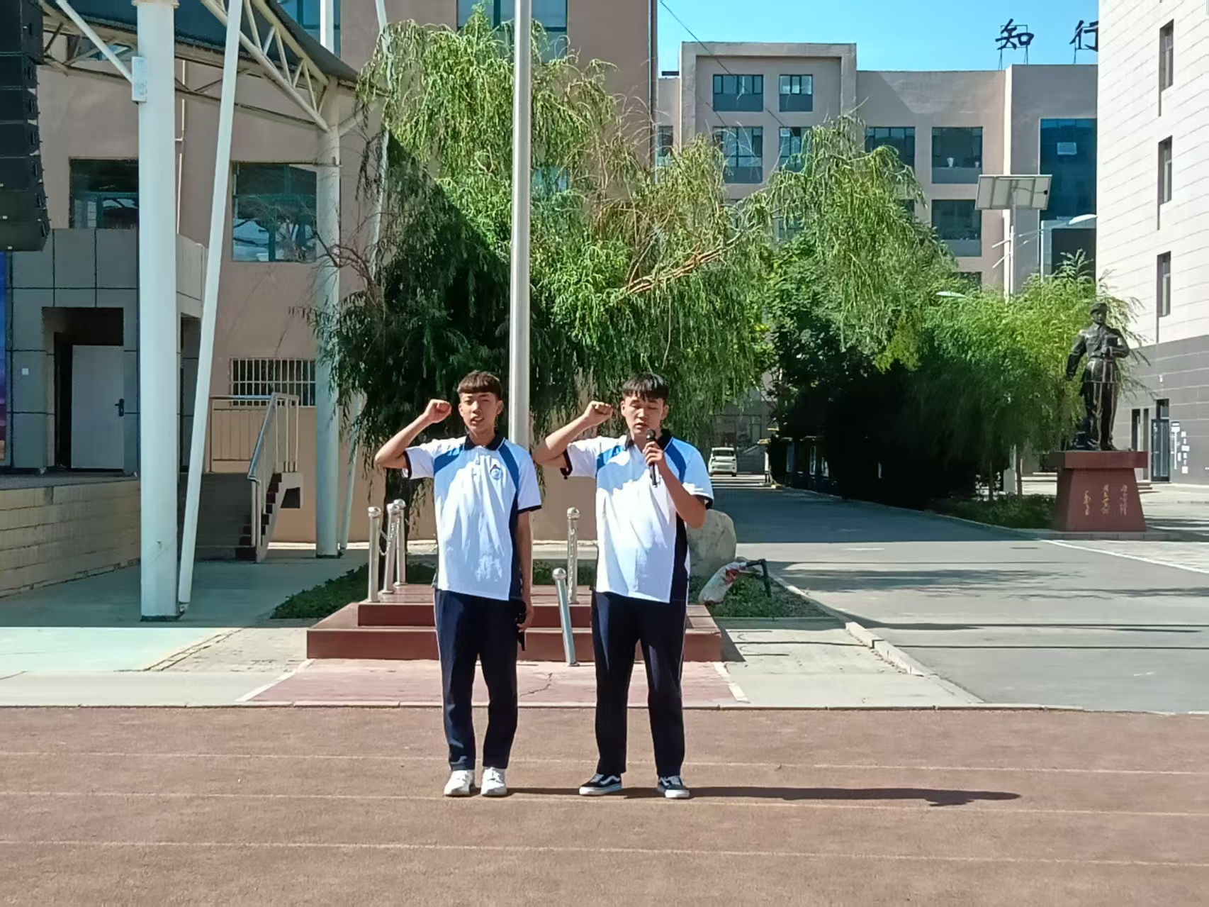 图片5.png 图片5.png